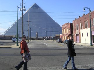 Jennifer & Jenn, walking in Memphis